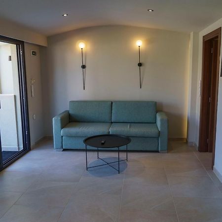 Zinozis Beach Apartments Vourvourou Eksteriør billede