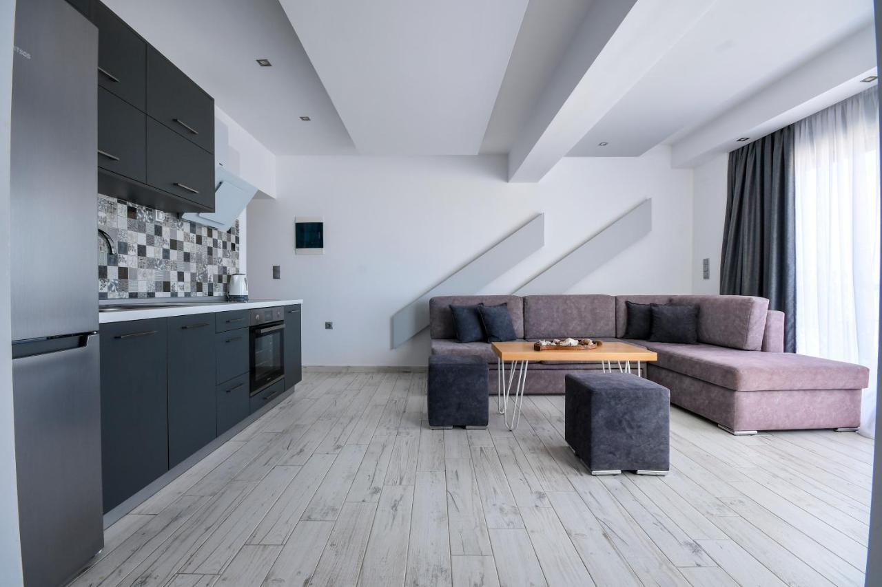 Zinozis Beach Apartments Vourvourou Eksteriør billede