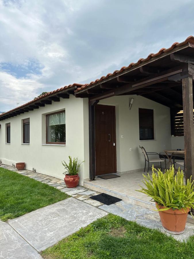 Zinozis Beach Apartments Vourvourou Eksteriør billede